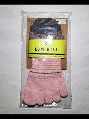 toesox Low Rise Pink Five-Toe Socks